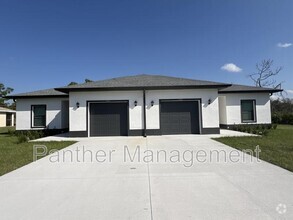 Building Photo - 1308 Saxony Cir