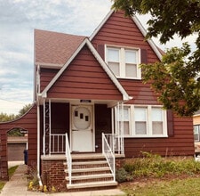 Building Photo - 19311 Pawnee Ave