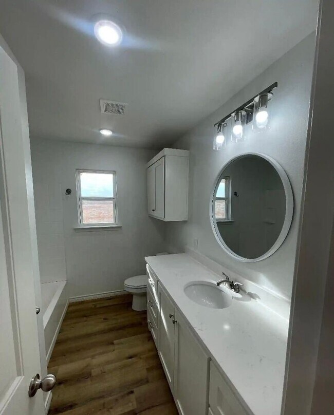 Foto del edificio - Brand NEW 3 Bedroom on 1 Acre in Idalou ISD!