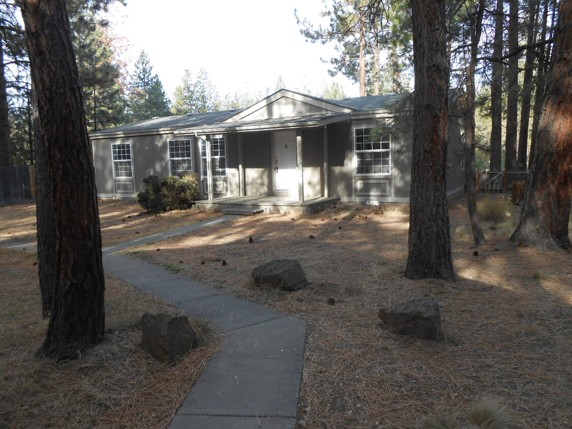 Primary Photo - 19542 River Woods Dr