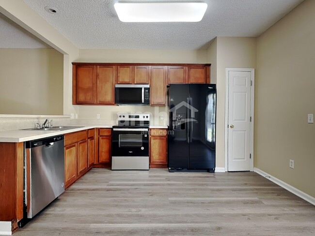 Building Photo - 103 Alexander Way