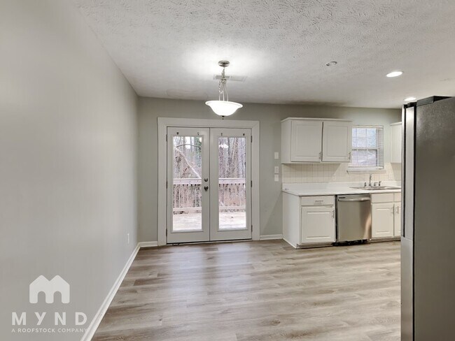 Building Photo - 3879 Monarch Ct