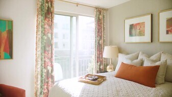 Santa Clara Square Apartment Homes