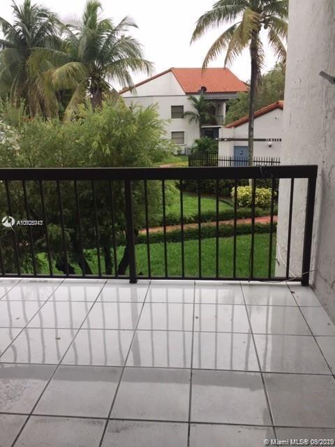 Building Photo - 9425 Fontainebleau Blvd