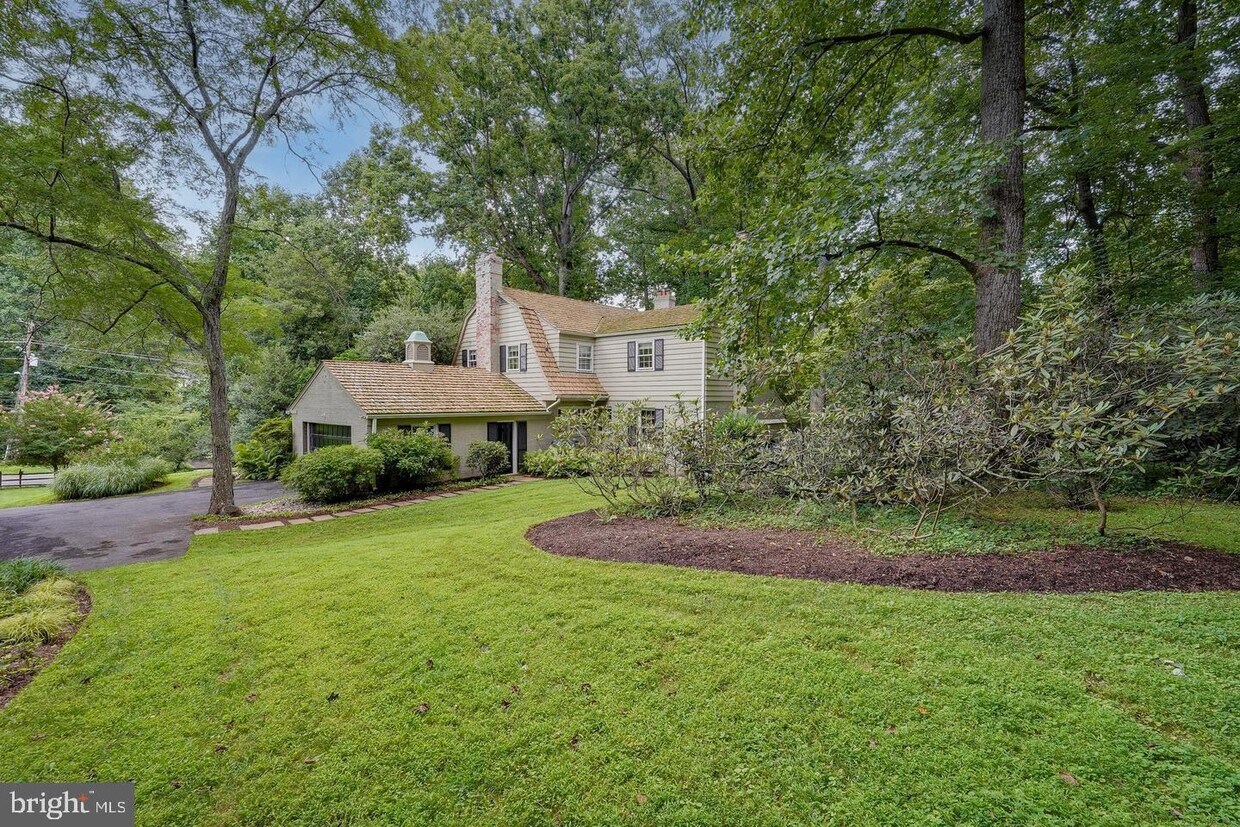 6820 Bradley Blvd, Bethesda, MD 20817 House Rental in Bethesda, MD