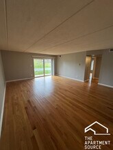 Building Photo - 525 N Quentin Rd