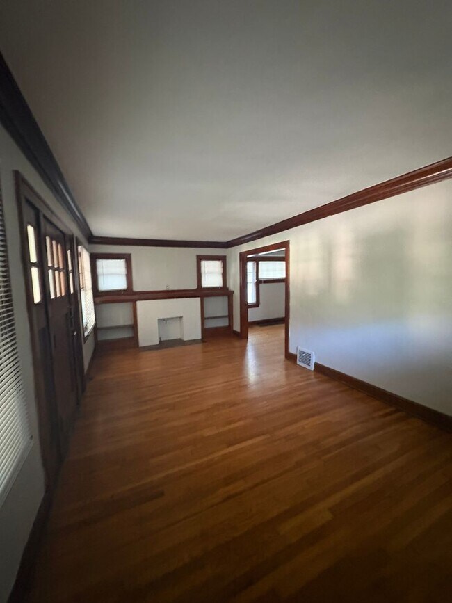 Foto del edificio - 5424 Charlotte St
