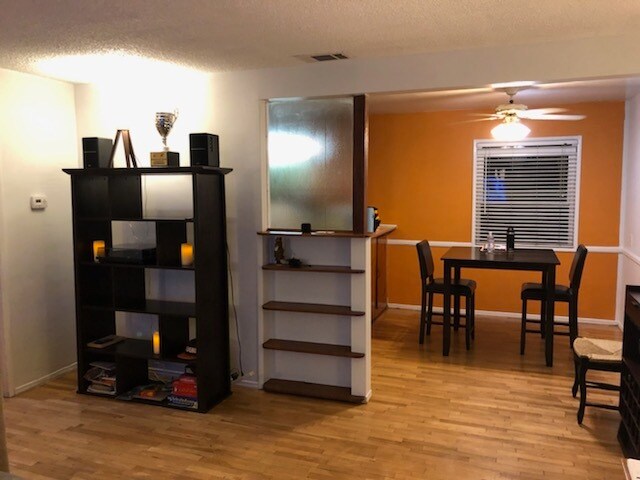 Dn/rm - 12961 Panama St