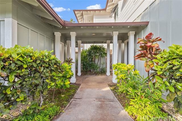 Building Photo - 92-1164-1164 Olani St