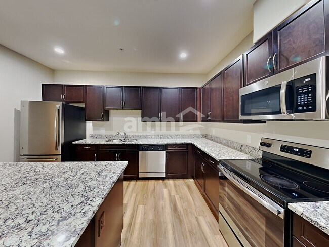 Foto del edificio - 20695 W Point Ridge Rd