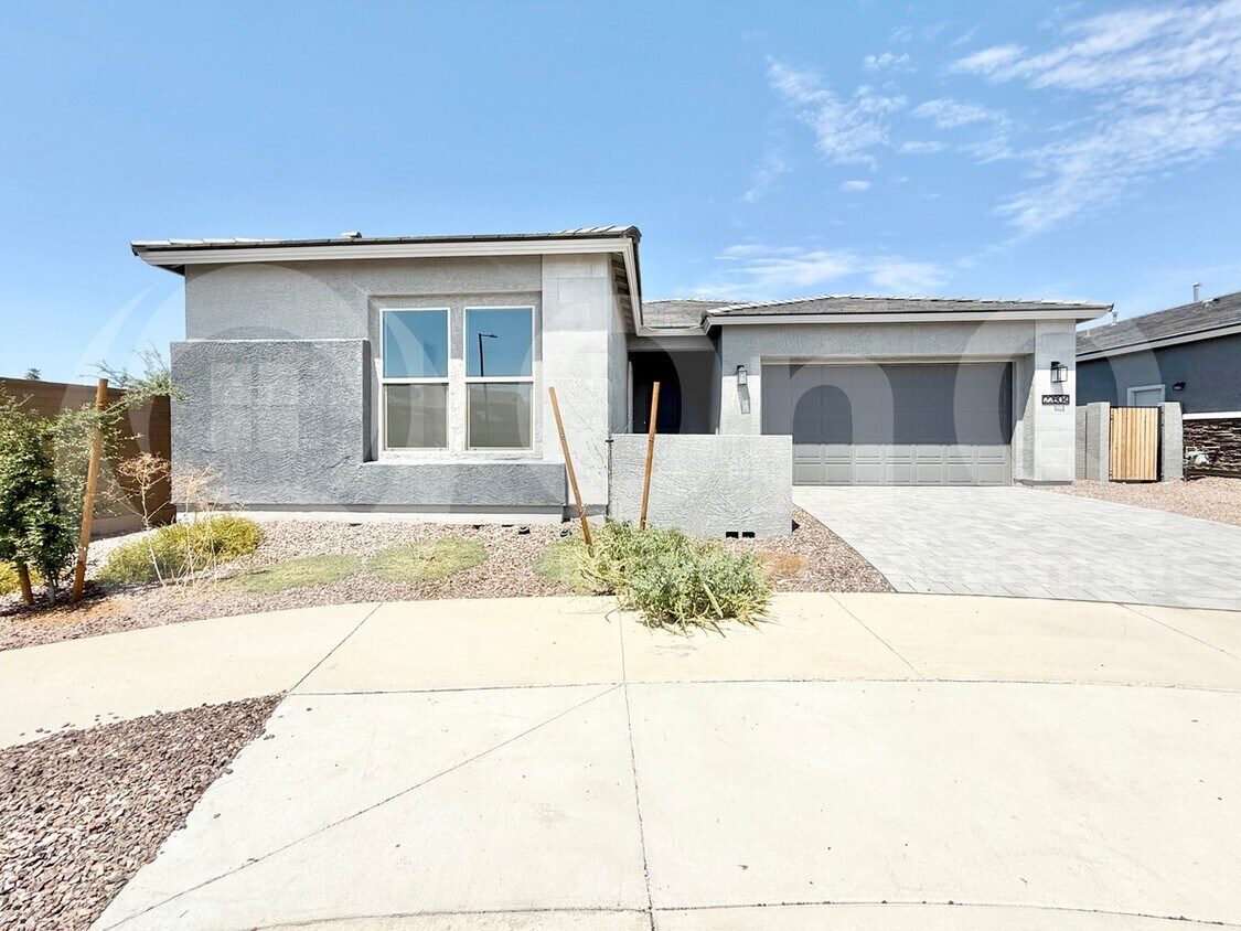 Primary Photo - 22604 E Lords Wy