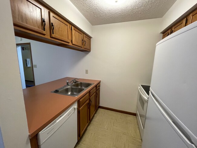 Cocina - Leslie Manor Apartments