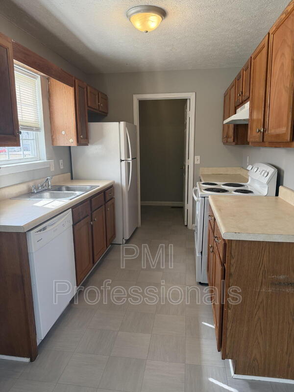 Building Photo - 3180 Veals Rd