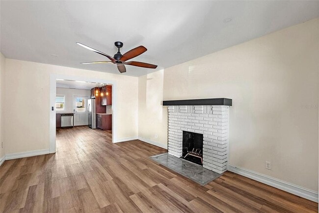 Building Photo - 3451 33rd Ave N