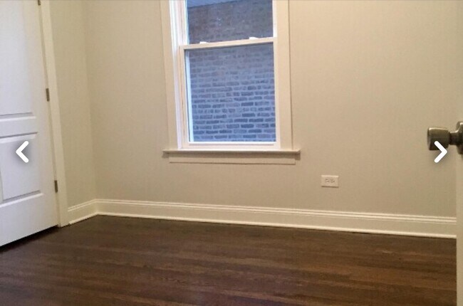 Foto del edificio - 7338 S Calumet Ave
