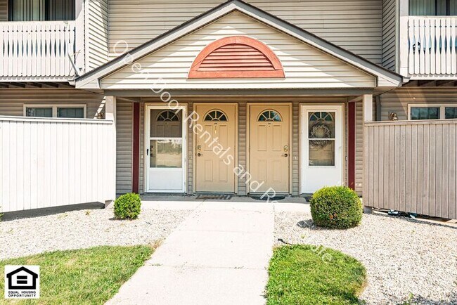 Building Photo - 1000 Old Brick Rd