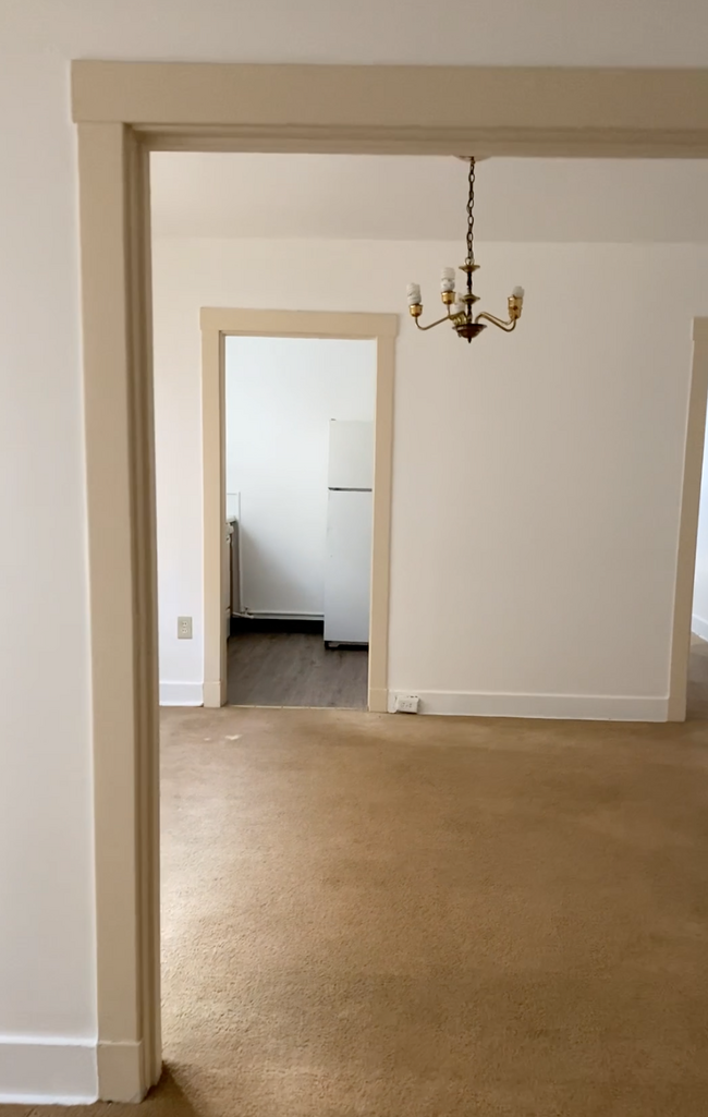 Building Photo - 5862 Forbes Ave