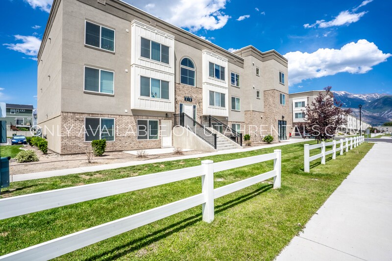 726 E 500 S Unit 102, American Fork, UT 84003 Condo for Rent in
