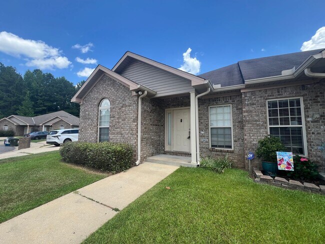 Building Photo - 6513 Covington Villas Dr