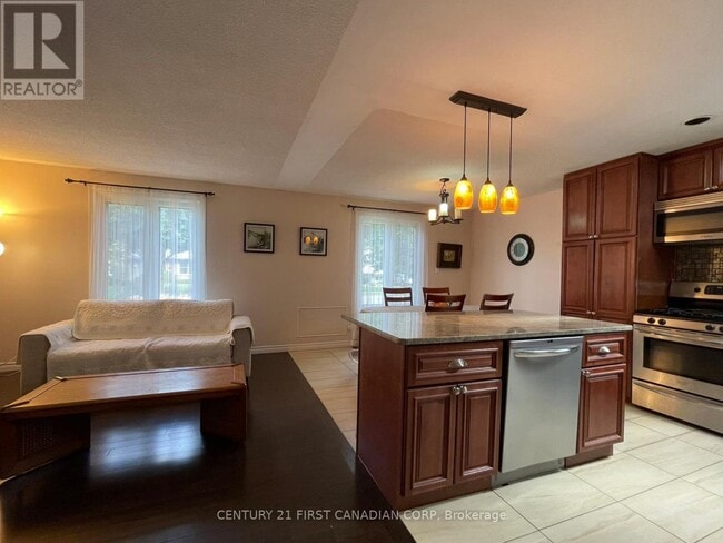 Building Photo - 1341 Aldersbrook Rd