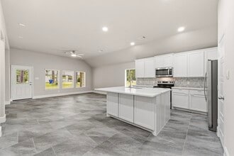 Building Photo - 23620 Youpon Ln