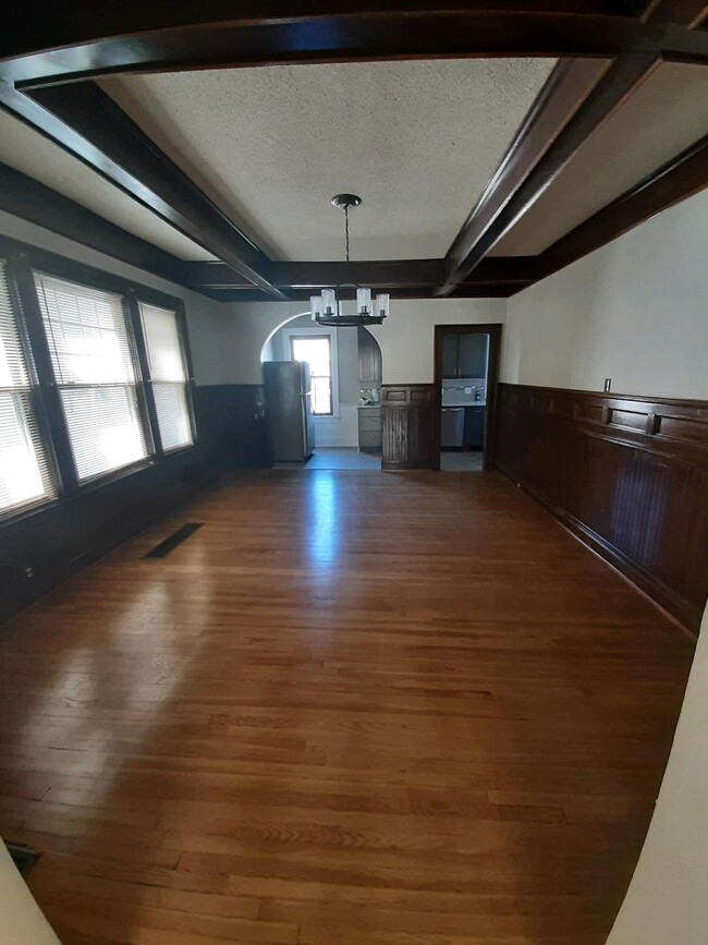 dining room - 734 Auburn Ave