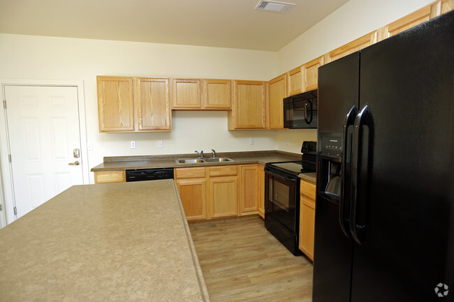 Creek View Apartments Rentals - Greeley, CO | Apartments.com