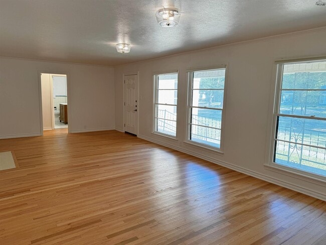 Foto del edificio - 2412 Dartmouth St