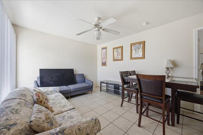 Building Photo - 271 Caribbean Dr