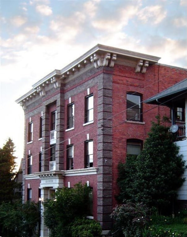 Building Street View - 416 E Roy St Apartment