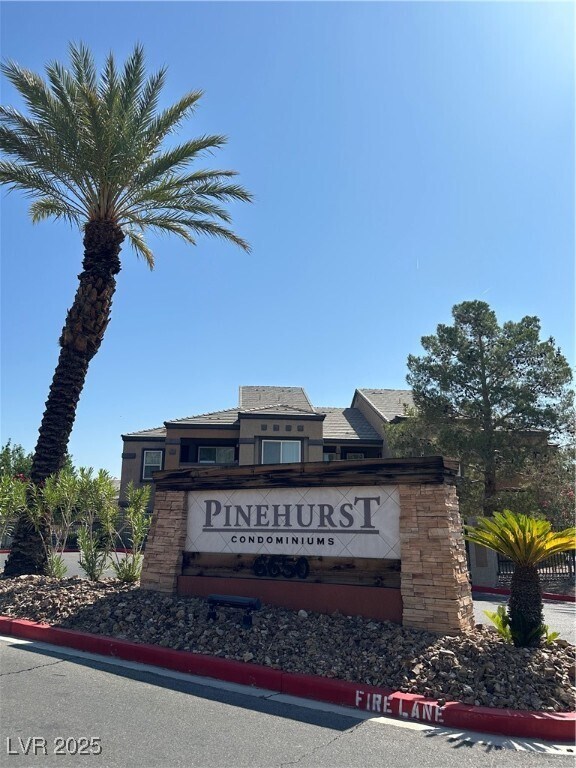 Foto del edificio - 6650 W Warm Springs Rd