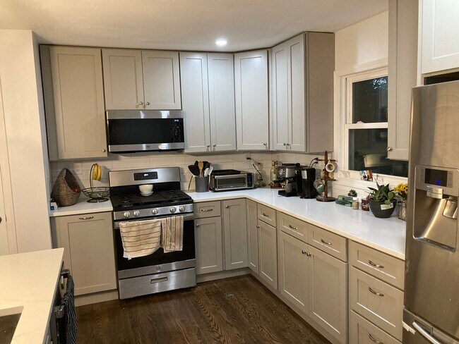 Foto del edificio - 7208 Rockledge Dr