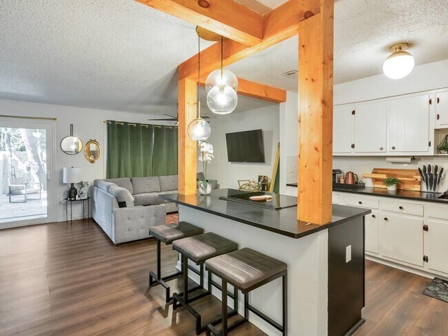 Foto del edificio - 2790 Farmstead Rd