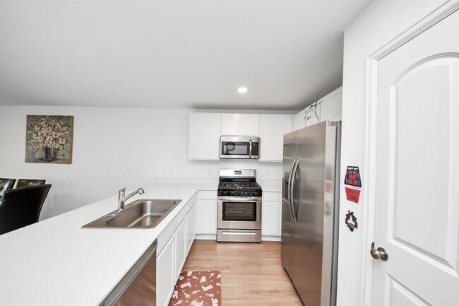 Foto del edificio - 7319 Clover Chase Dr