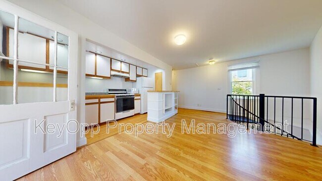 Foto del edificio - 710 North Point St