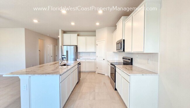 Building Photo - BRAND NEW BUILD! GORGEOUS 3 BEDROOM/ 2.5 B...