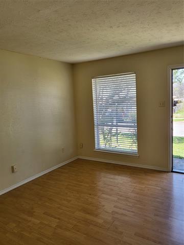 Foto del edificio - 7326 Harold Walker Dr