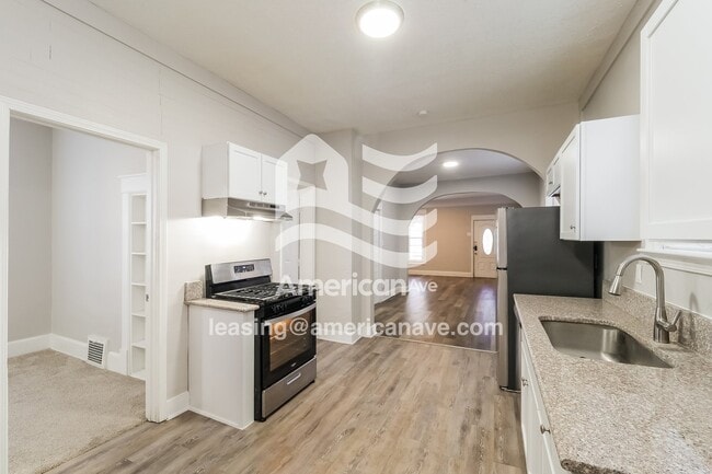 Foto del edificio - 1055 Ann Ave