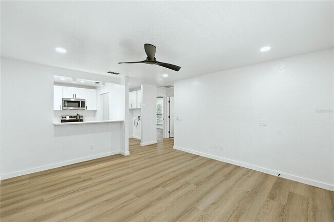Foto del edificio - 840 NE 3rd St