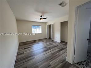 Building Photo - 2208 W 74th St