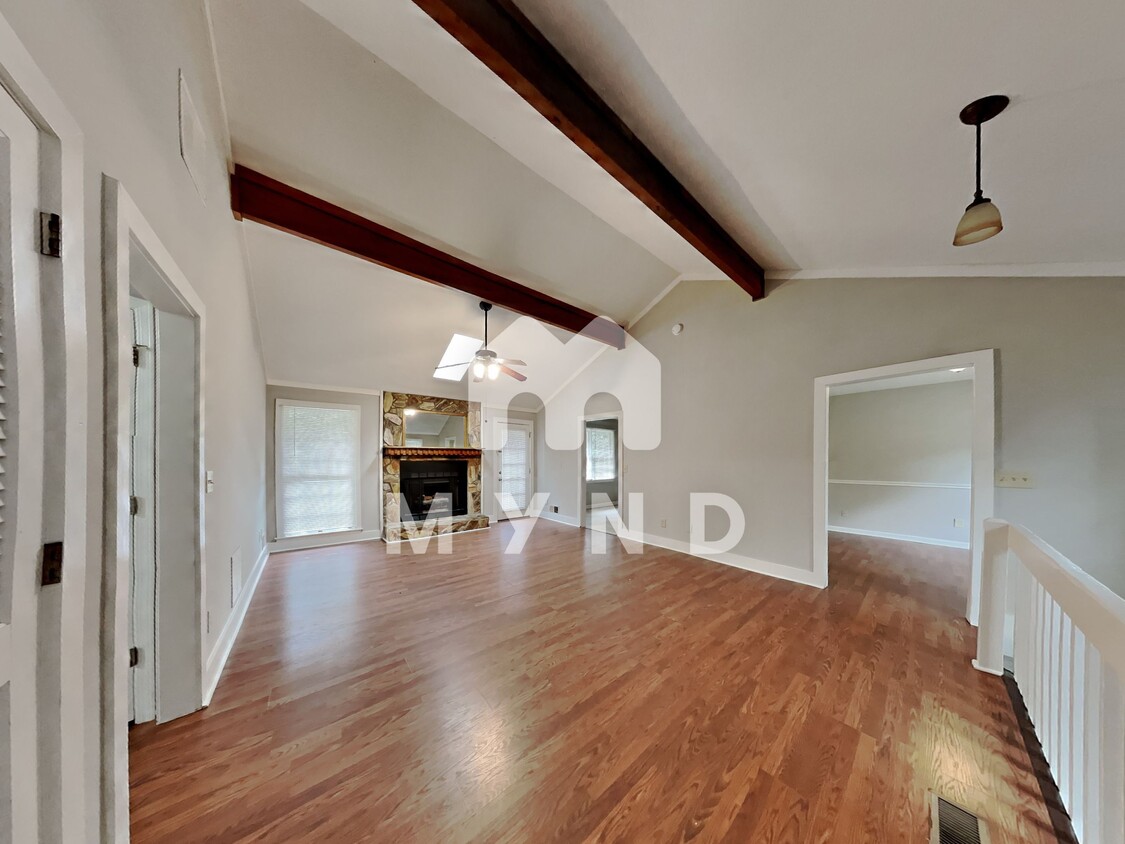 Primary Photo - 871 Thousand Oaks