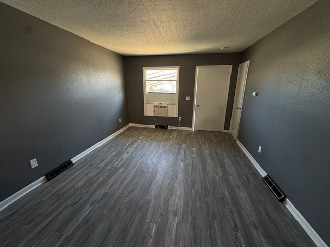 Foto del edificio - 805-807-807 9th St