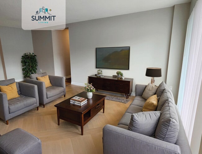 Building Photo - 535 Proudfoot Place