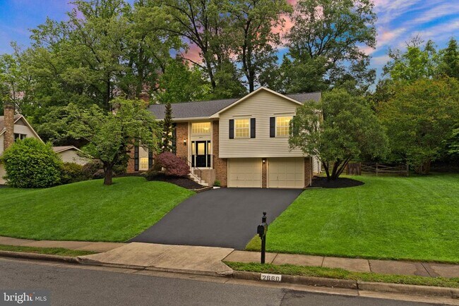 Foto del edificio - 2660 Oakton Glen Dr