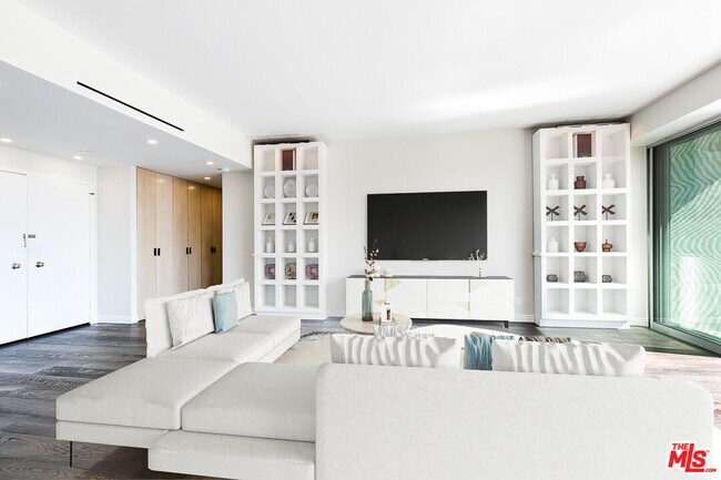Building Photo - 818 N Doheny Dr #604