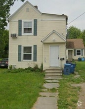 Building Photo - 1322 Brownell Ave