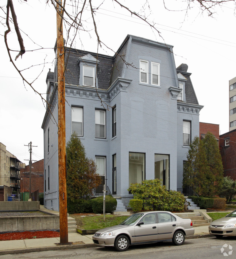 Building Photo - 319 S Highland Ave