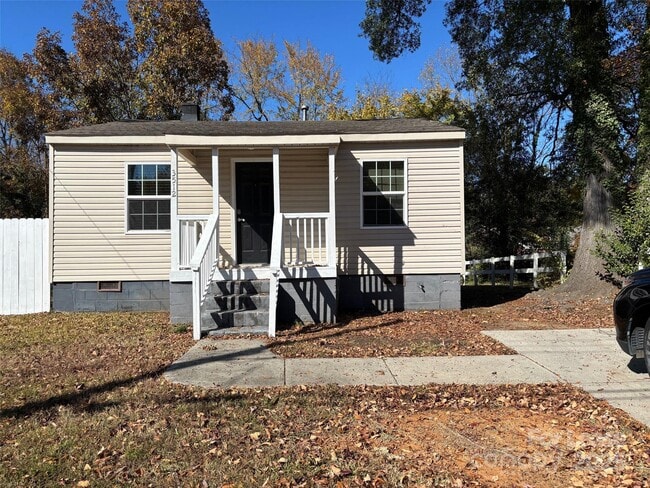 Building Photo - 3512 Jonquil St