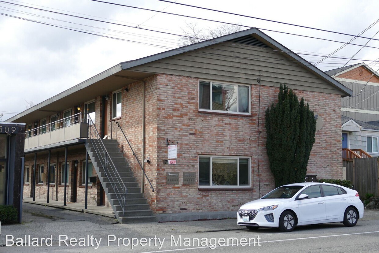 Primary Photo - 7515 24th Ave NW
