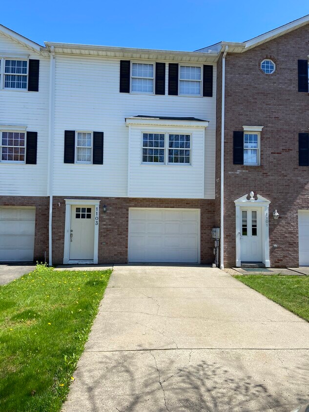 1103 Cranston Dr, Greensburg, PA 15601 Townhome Rentals in Greensburg